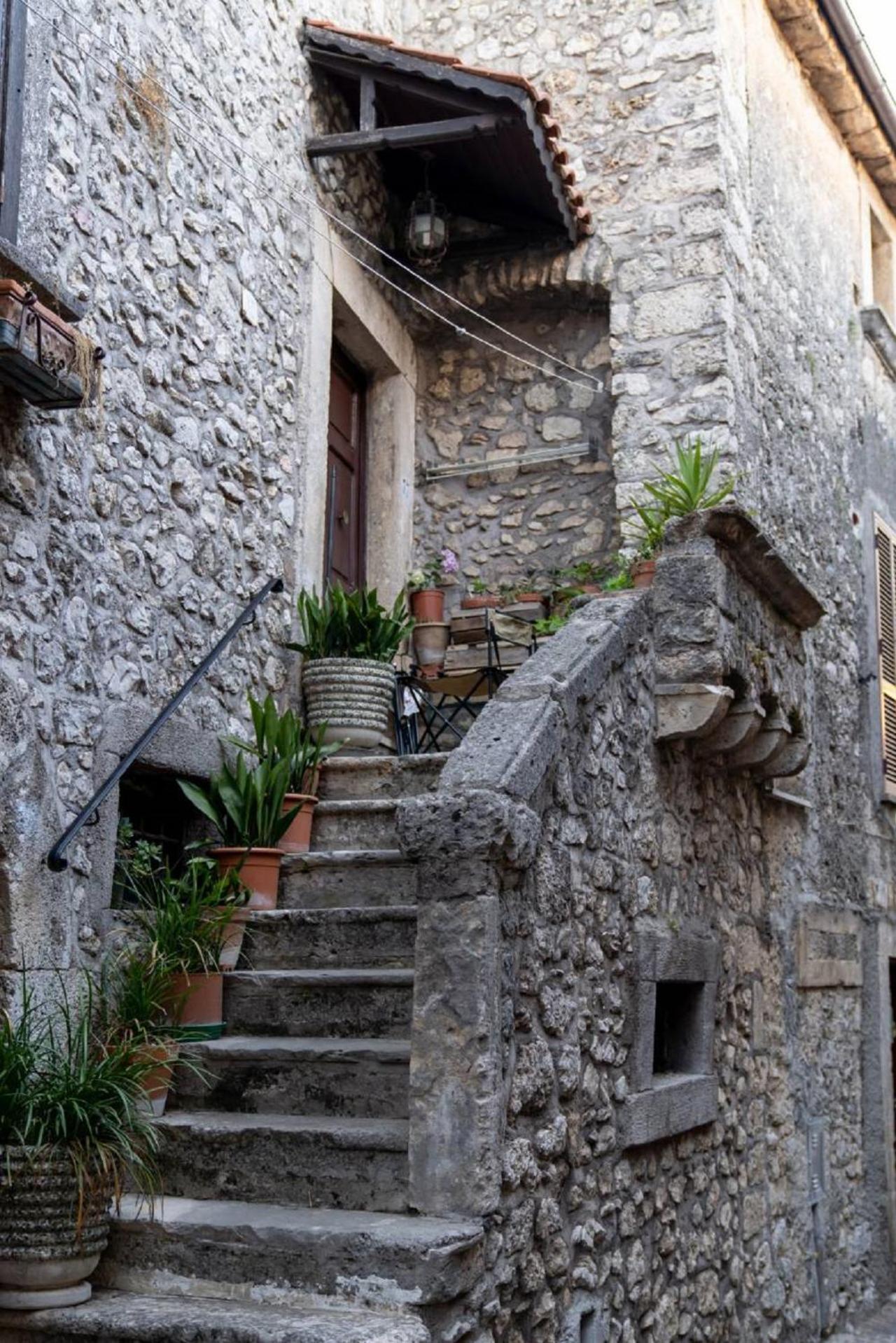 B&B Vico Suites Vico nel Lazio Exteriör bild